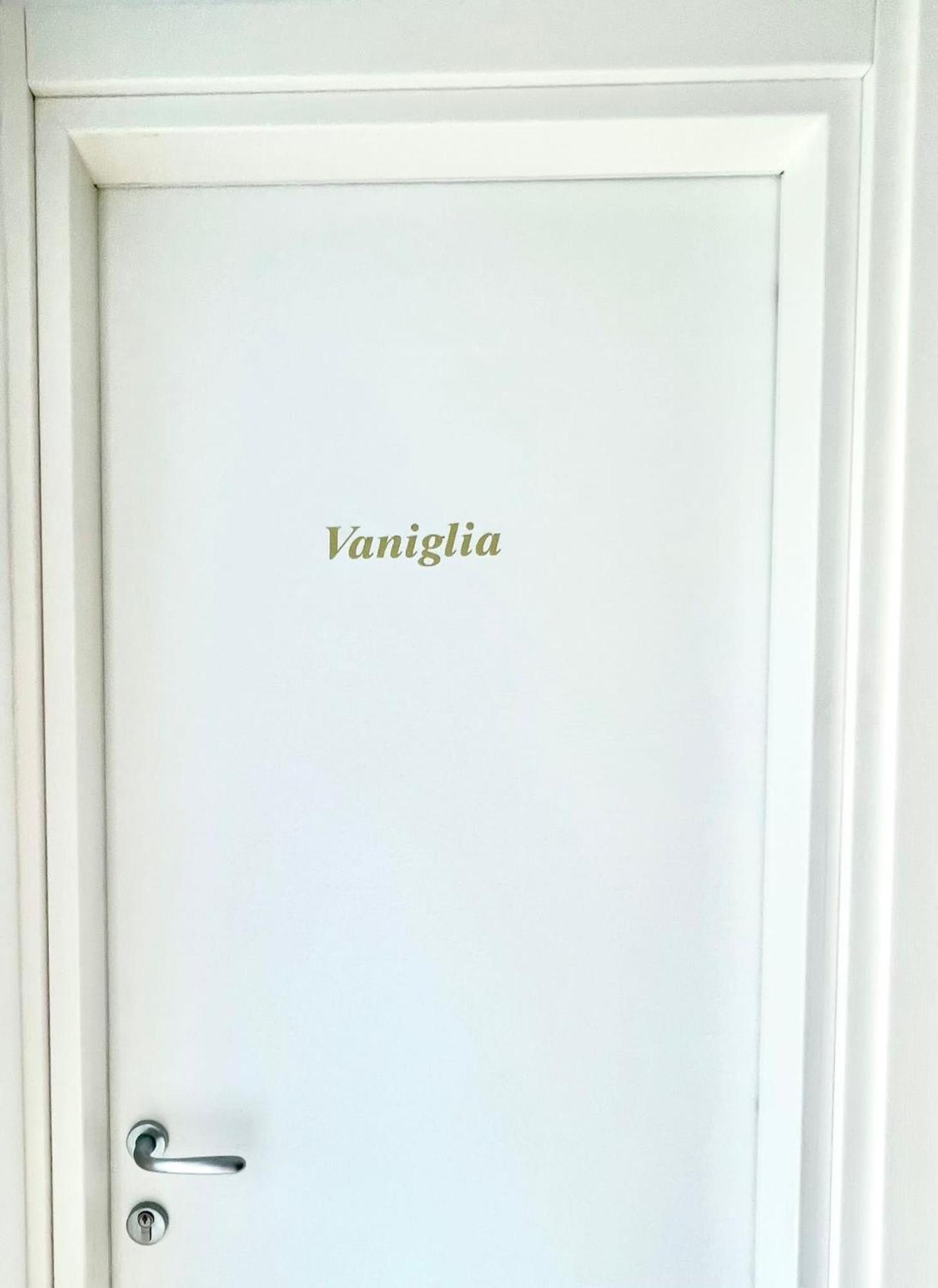 Essence Domus Vaniglia มาเตรา ภายนอก รูปภาพ